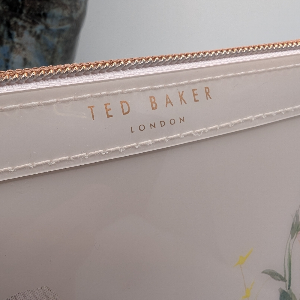 Ted Baker Cream and Pink Cosmetic Bag Rose Gold Zipper - Picture 2 of 7